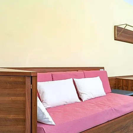 Bed & Breakfast 21 Armeno 4*