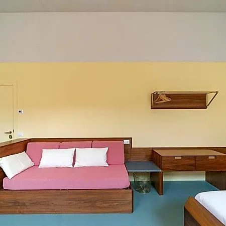 Bed & Breakfast 21 Armeno 4*